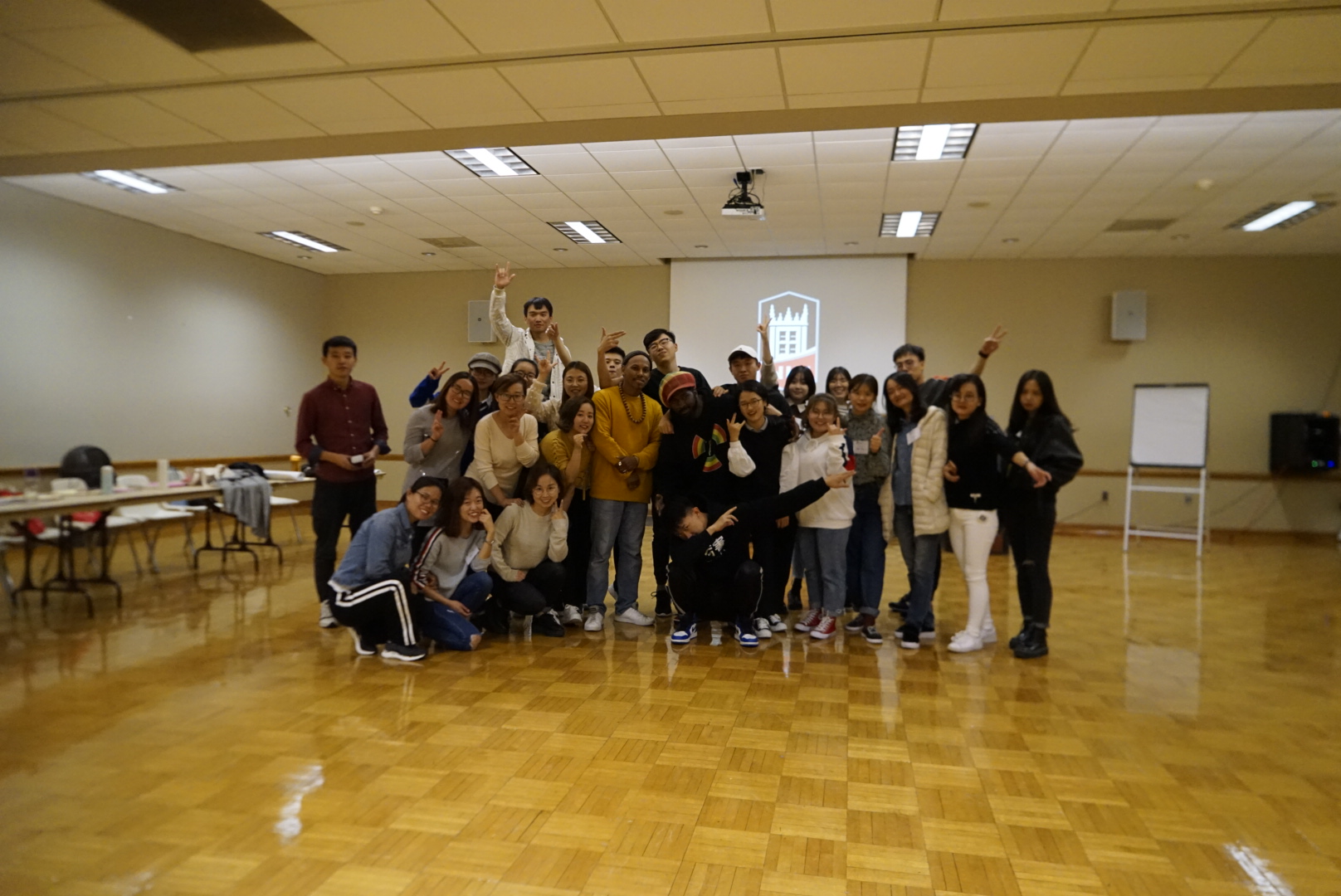 【国际交流之十月NIU】赴美游学——激情HIP-HOP,温暖教堂餐